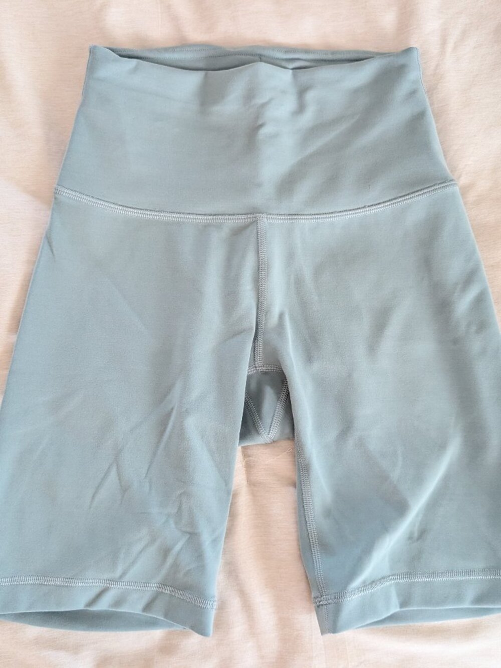 Lululemon Wunder Train HR Short 8” Contour Fit Size 4 Misty Glade